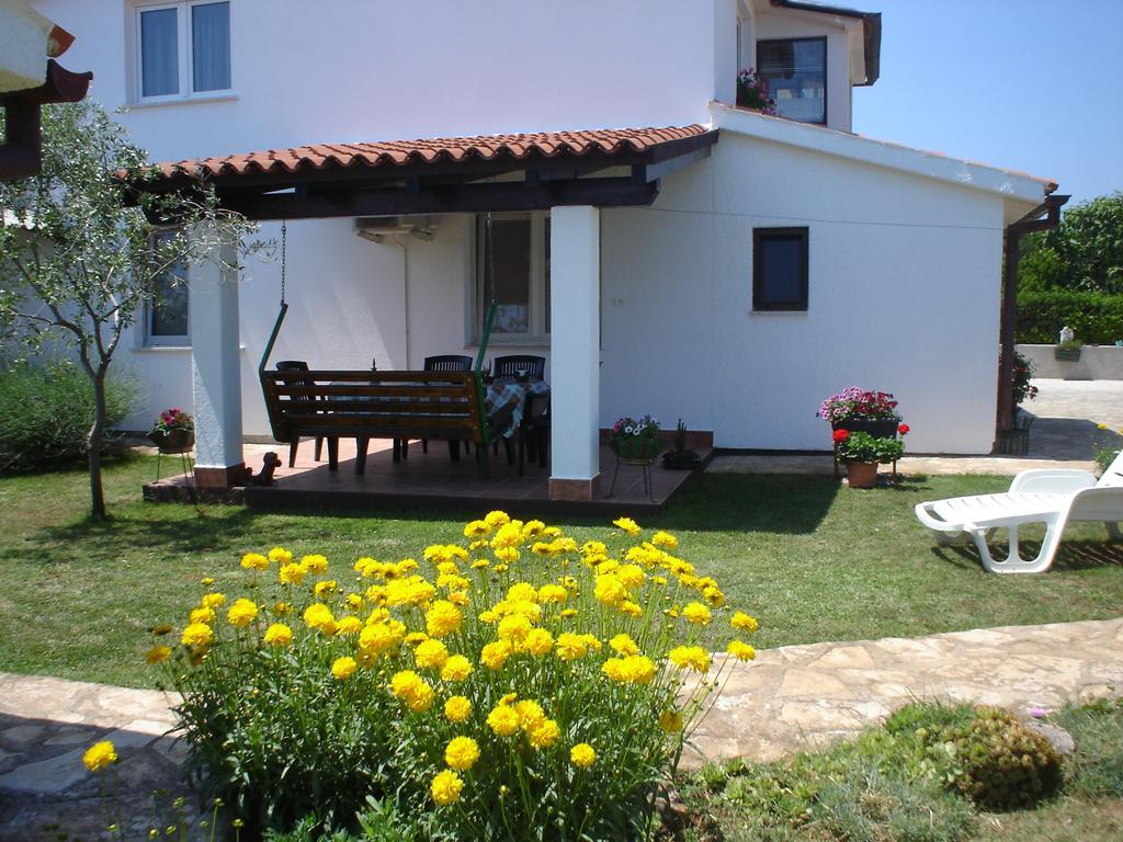 Nella Apartments Šišan 객실 사진